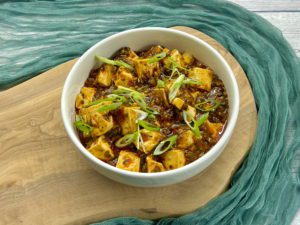 Read more about the article Vegan Mapo Tofu (麻婆豆腐)