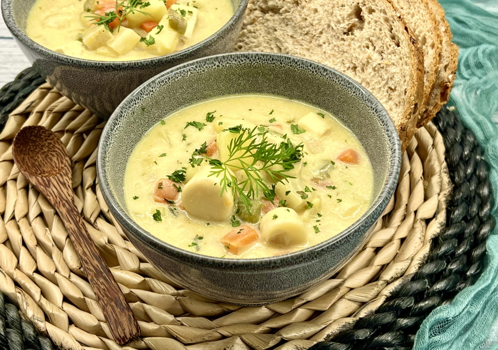 Vegan Fiskesuppe - Creamy Norwegian Fish-Free Soup