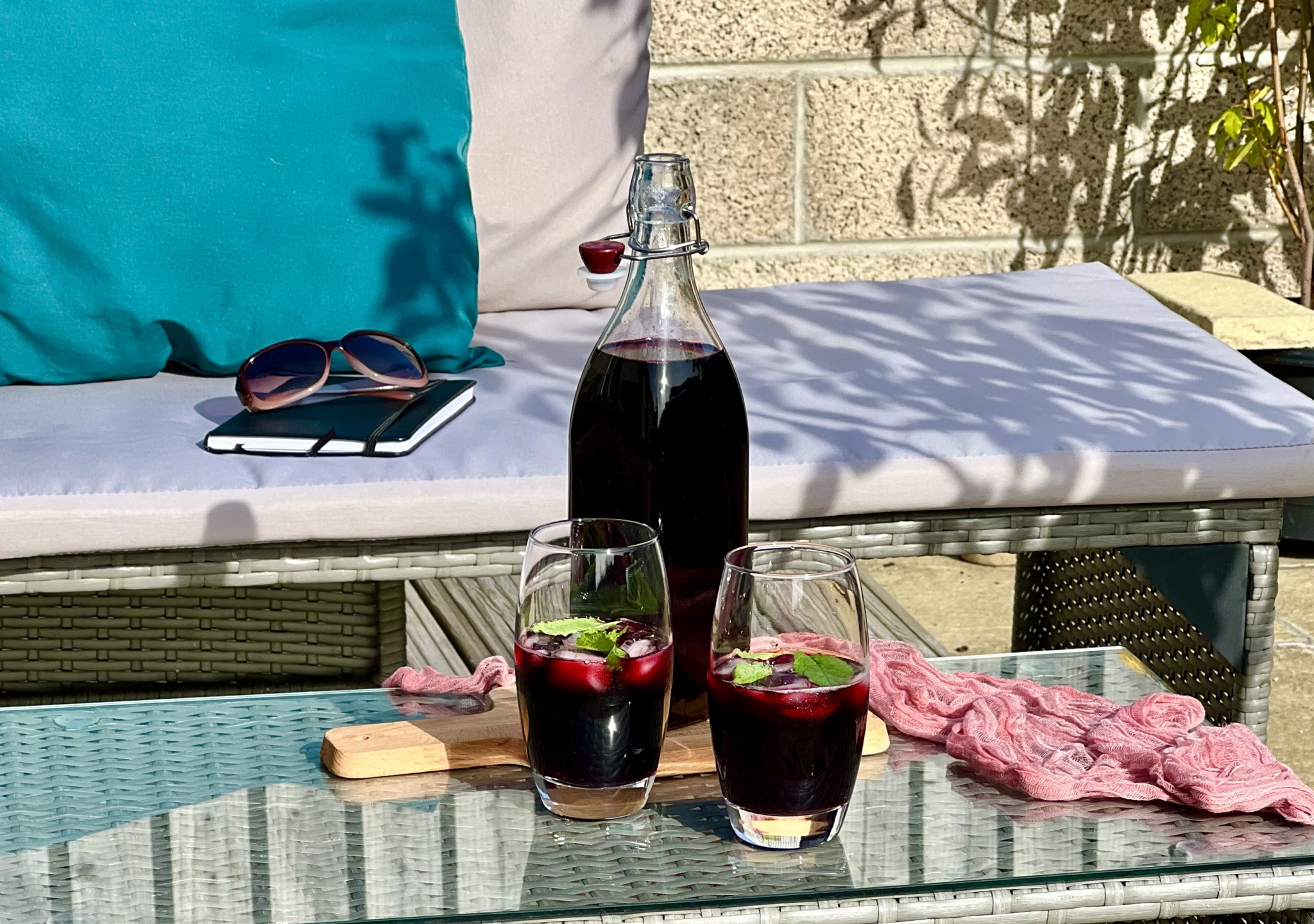 Read more about the article Jus de Bissap – Iced Hibiscus Tea