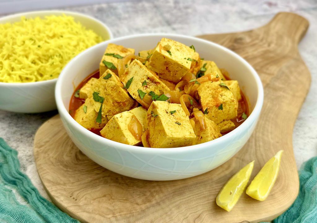 Vegan Tofu Mozambique, our quick and easy vegan version of the popular Portugues dish. Made with tofu cooked in a spicy, tangy sauce. Serve with some fluffy rice for a tasty and satisfying meal.
Chicken Mozambique