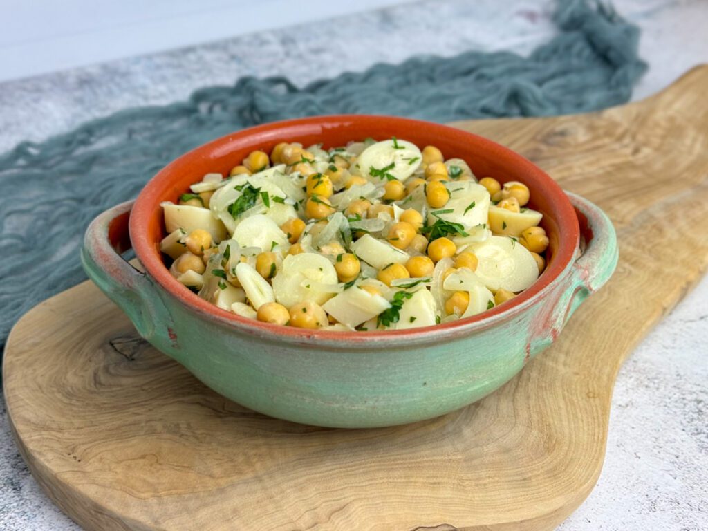 Hearts of Palm and Chickpea Salad